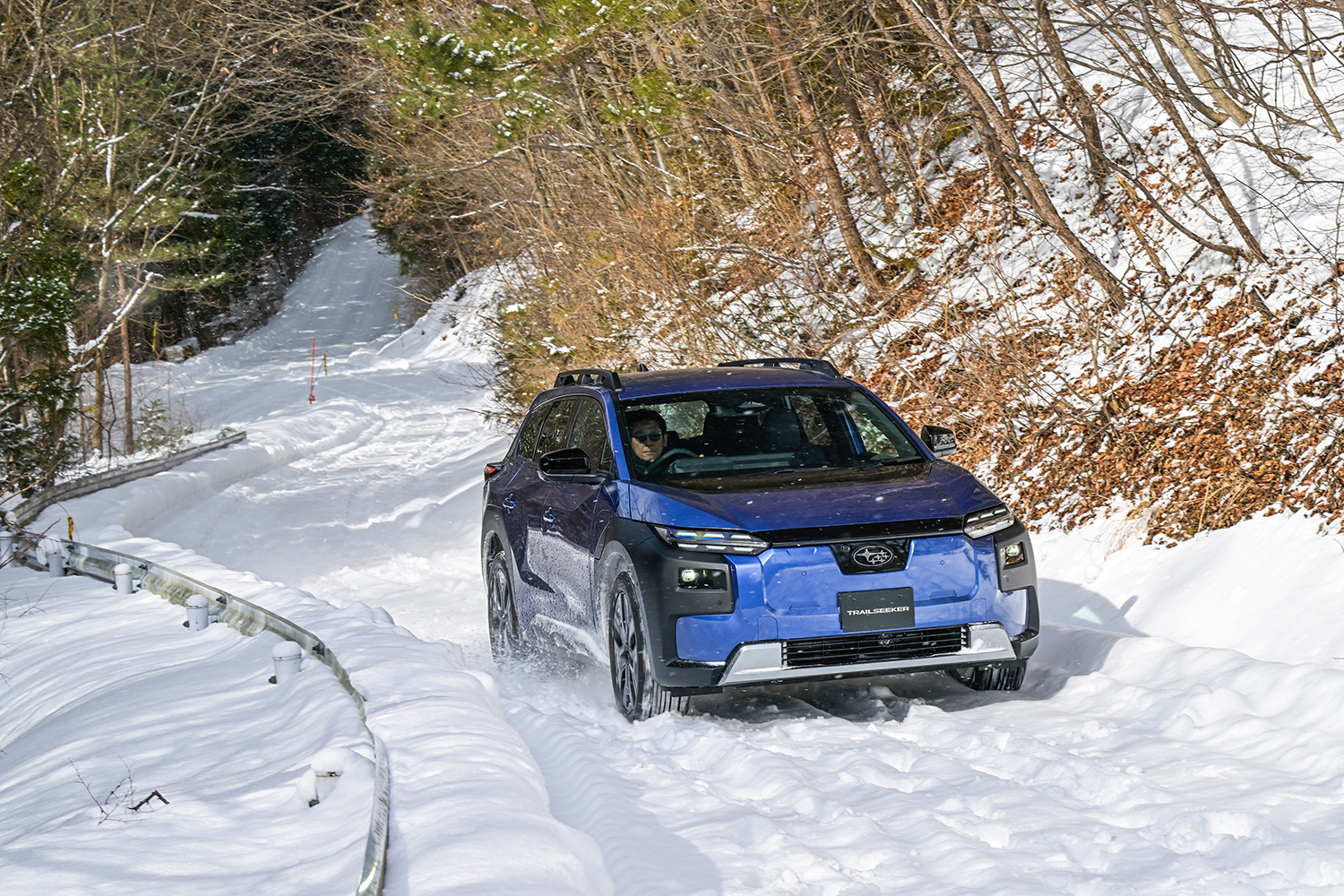 スバル・トレイルシーカーを雪道で乗ったら死角ゼロだった 〜 画像13