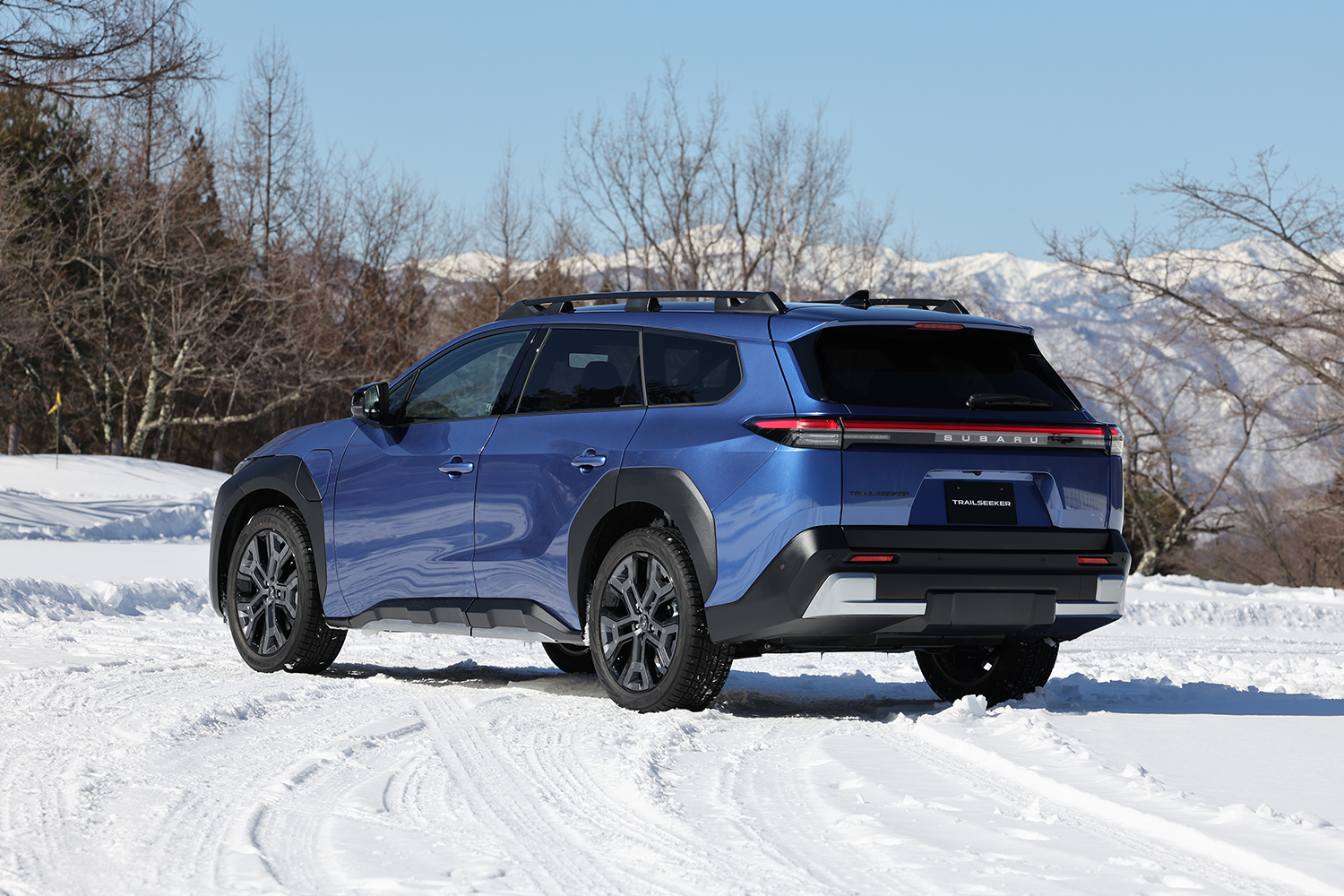 スバル・トレイルシーカー