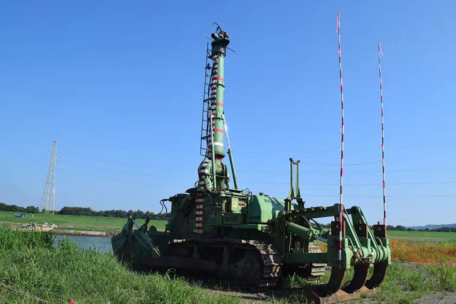 水陸両用ブルドーザー D155W