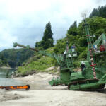 【画像】日本に５台しかない水陸両用激レアブルドーザーが超イケてる！　しかも50年前に誕生ってマジか!! 〜 画像6