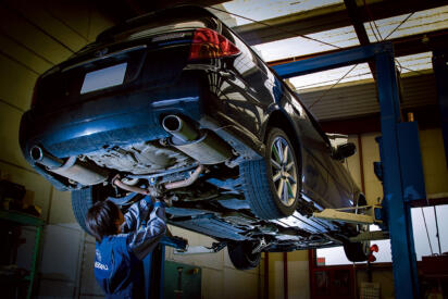 エンジンの調子やボディのキズより重要なものがある！　中古車を買うときは「下まわり」を何が何でも見るのが正解だった