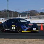 【画像】ジムカーナといえばMT……なんて時代じゃない！　超有名ドライバーが力を入れる「AT＋電動駐車ブレーキ」カテゴリーがいま激熱だった 〜 画像14