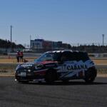 【画像】ジムカーナといえばMT……なんて時代じゃない！　超有名ドライバーが力を入れる「AT＋電動駐車ブレーキ」カテゴリーがいま激熱だった 〜 画像27