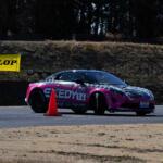 【画像】ジムカーナといえばMT……なんて時代じゃない！　超有名ドライバーが力を入れる「AT＋電動駐車ブレーキ」カテゴリーがいま激熱だった 〜 画像51