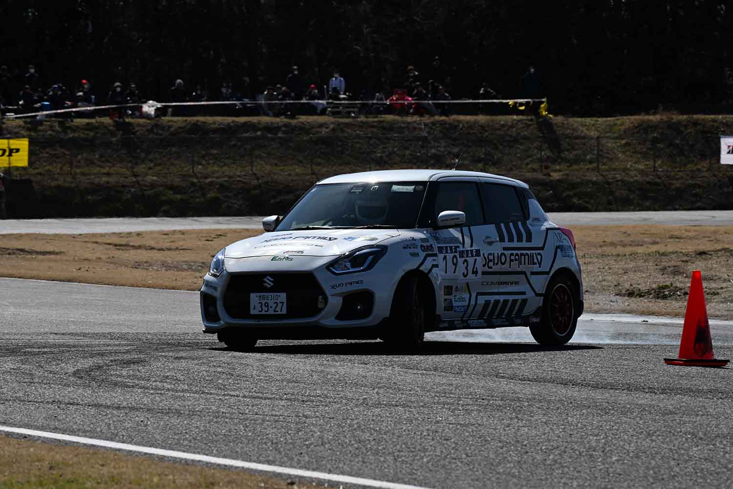 全日本ジムカーナで電気式駐車ブレーキ＋AT車の人気が急上昇中だった 〜 画像53