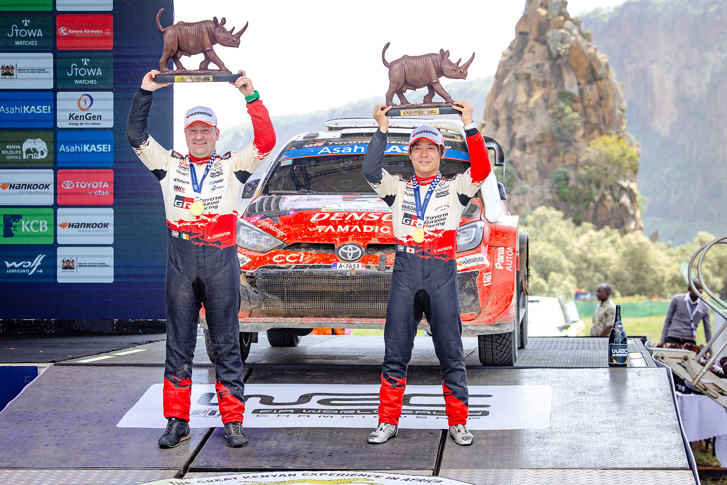 勝田貴元／アーロン・ジョンストン組