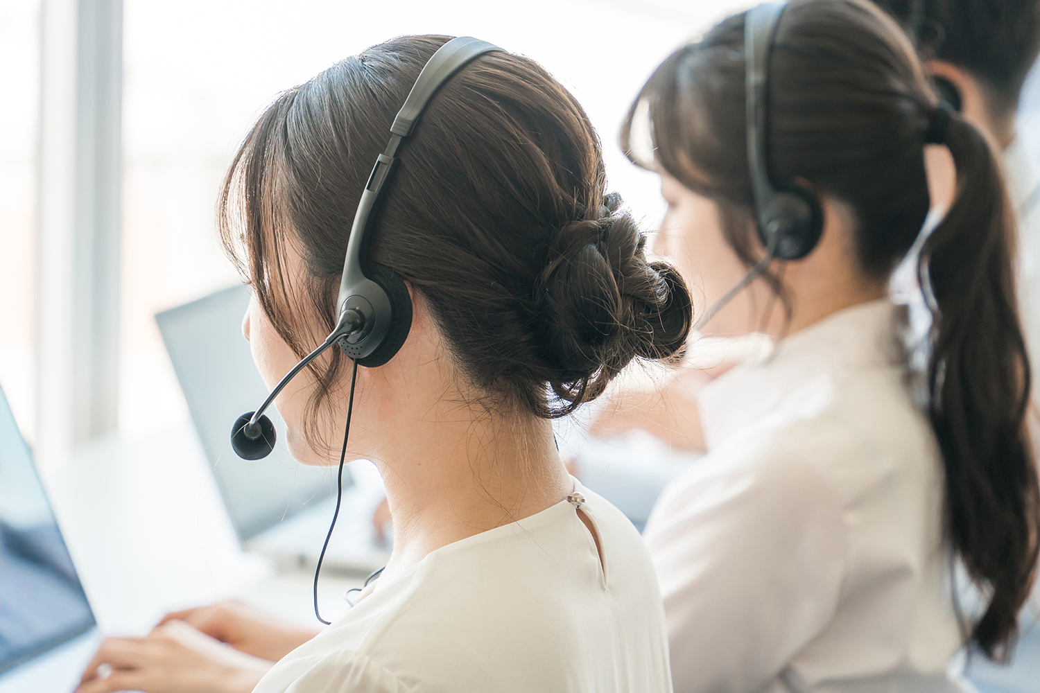 女性オペレーターのイメージ