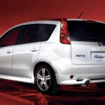 【画像】ファミリーカーをワークスがチューンして発売って本気かよ！　かつてオーテックが作った狂気のクルマ「パフォーマンススペック＆ハイパフォーマンススペック」 〜 画像1