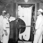 【画像】国立競技場をランボが貸切！　日本のお寺にフェラーリ！　エンパイヤステートビルの展望台！　ビックリ発表会を開催したメーカー６選 〜 画像16