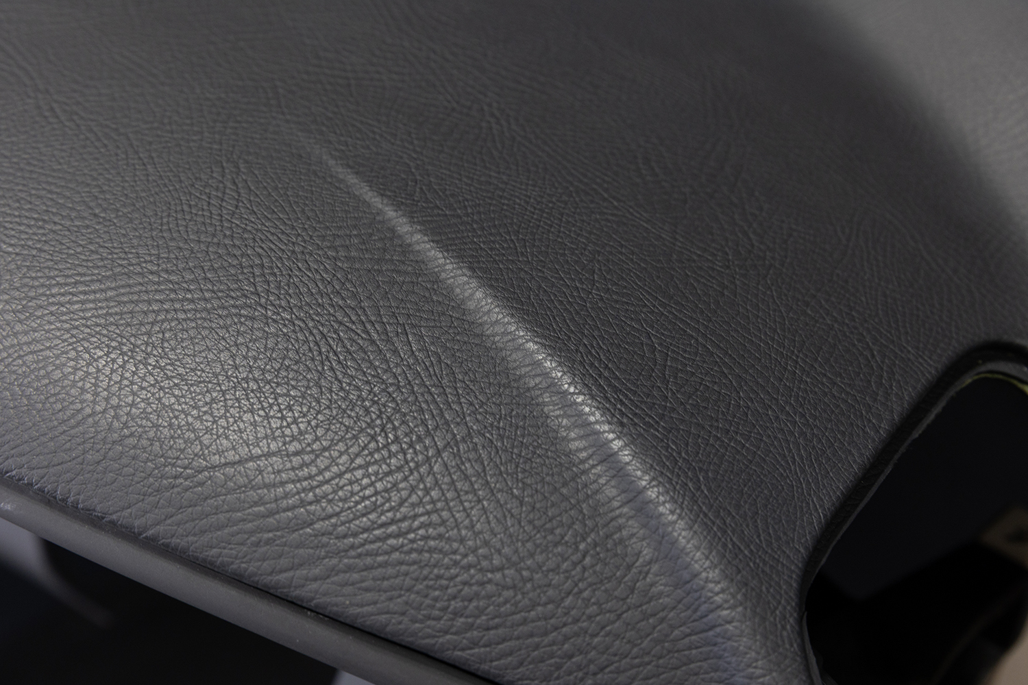 A80スープラのオーナー歓喜の純正パーツがついに復刻決定 〜 画像9