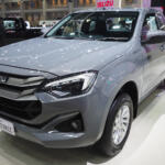 【画像】ピックアップベースのお遊びコンセプトカーかと思いきや……市販するだと!?　タイで見つけたいすゞD-MAXベースのレーシングマシンが衝撃のぶっ飛びっぷり 〜 画像7