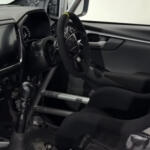 【画像】ピックアップベースのお遊びコンセプトカーかと思いきや……市販するだと!?　タイで見つけたいすゞD-MAXベースのレーシングマシンが衝撃のぶっ飛びっぷり 〜 画像2