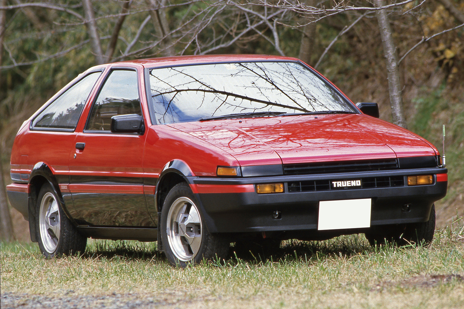 PivotがAE86用のメーターキットを開発 〜 画像5