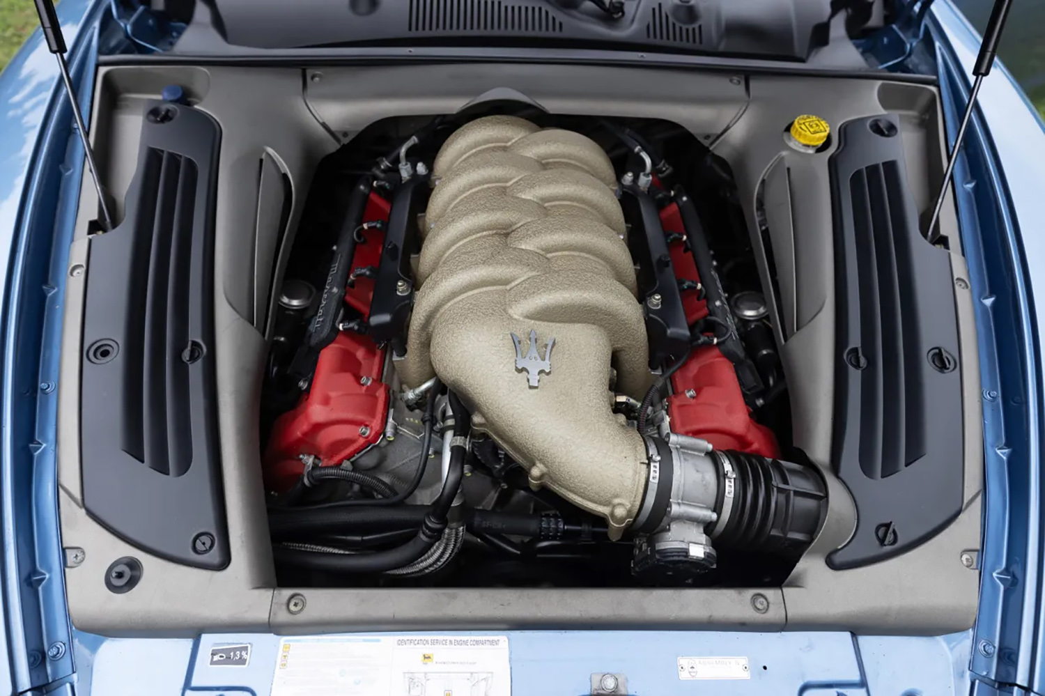 マセラティ・クーペのエンジン