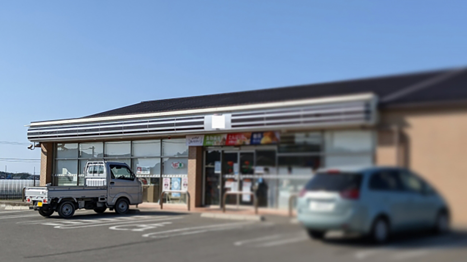 コンビニの外観