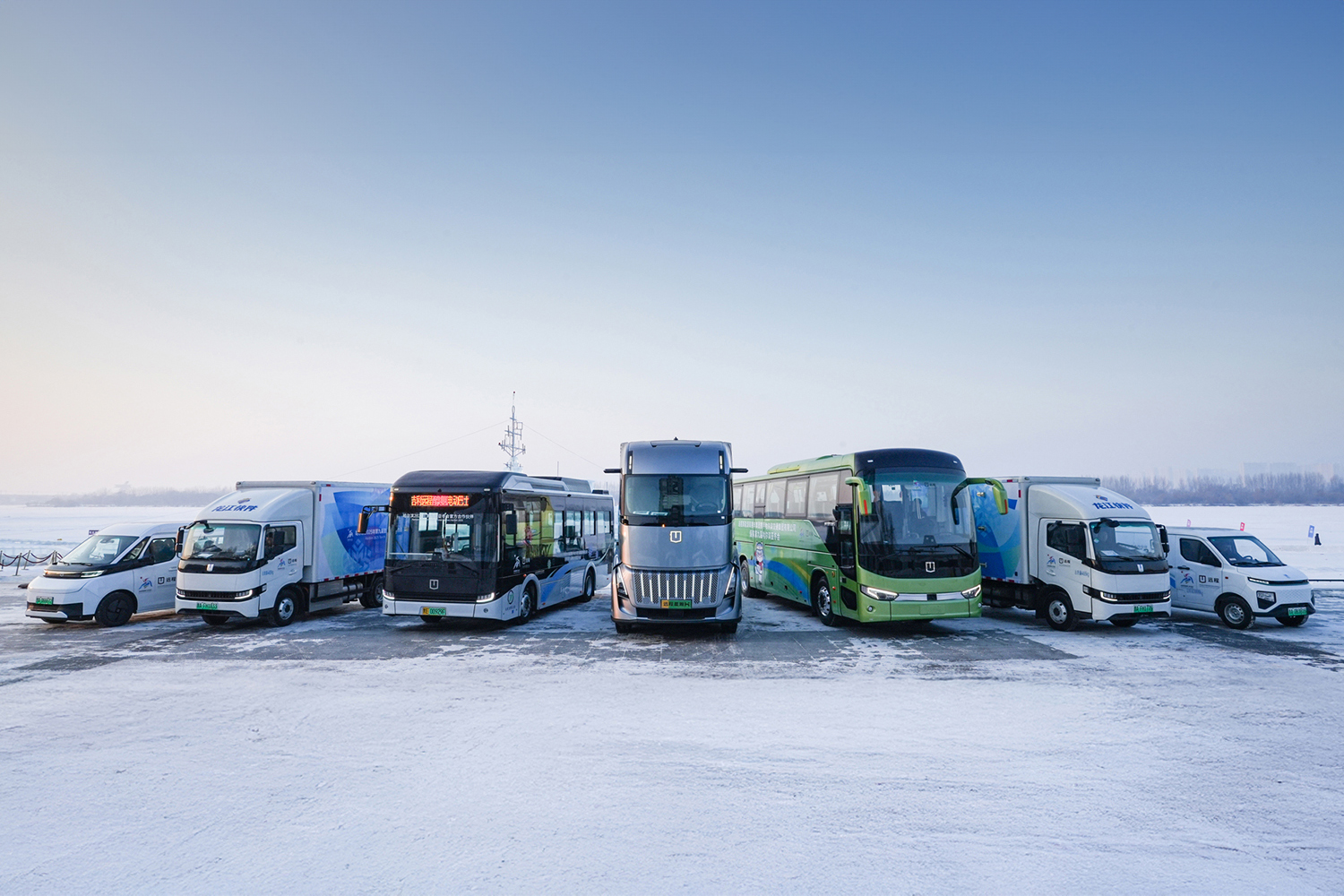 テスラにライバル意識メラメラなEVハイブランド「ZEEKR」とは 〜 画像3