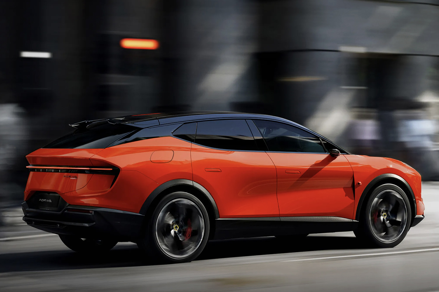 ロータスFor Meのリヤ走行シーン