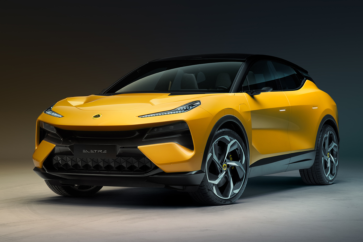 ロータス・エレトレのフロントスタイリング