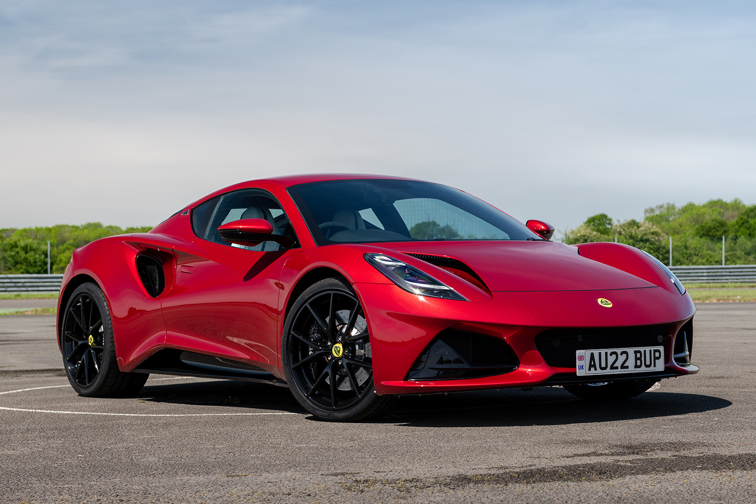 ロータス・エミーラのフロントスタイリング