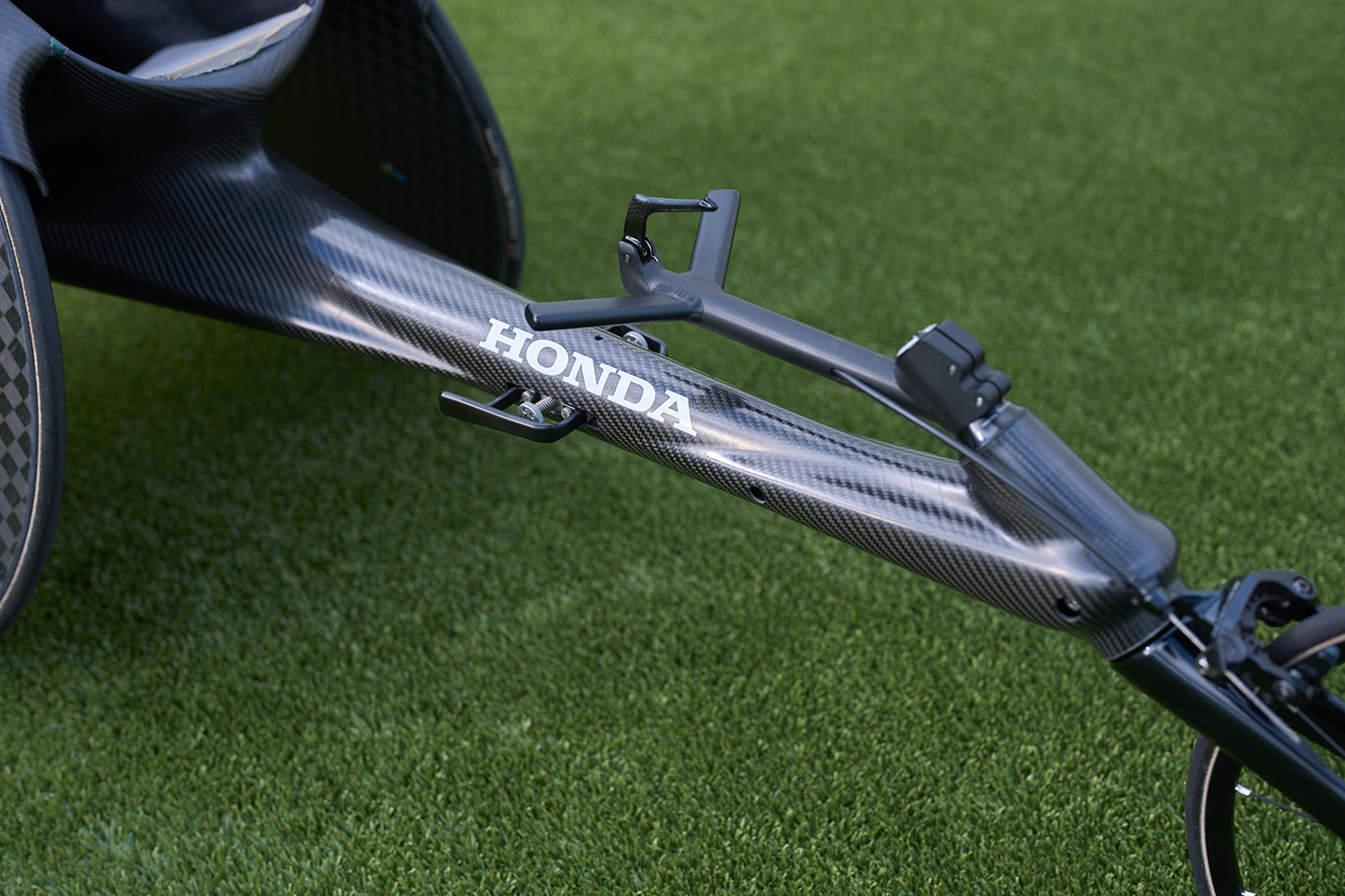 ホンダが作った陸上競技用車いす「翔〈KAKERU〉」がホンキ出しすぎだった 〜 画像21