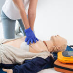 【画像】素人の行動でも「命を救える」！　人身事故に遭遇したときに覚えておくべき「応急救護」の方法とは 〜 画像1