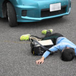 【画像】素人の行動でも「命を救える」！　人身事故に遭遇したときに覚えておくべき「応急救護」の方法とは 〜 画像4