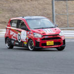 【画像】「やべぇ速い」と自動車専門学校の学生もサーキットで絶叫！　ダイハツを知ってもらうためのイベント「フューチャーメカニックエクスペリエンス」を覗いてみた 〜 画像11