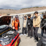 【画像】「やべぇ速い」と自動車専門学校の学生もサーキットで絶叫！　ダイハツを知ってもらうためのイベント「フューチャーメカニックエクスペリエンス」を覗いてみた 〜 画像15