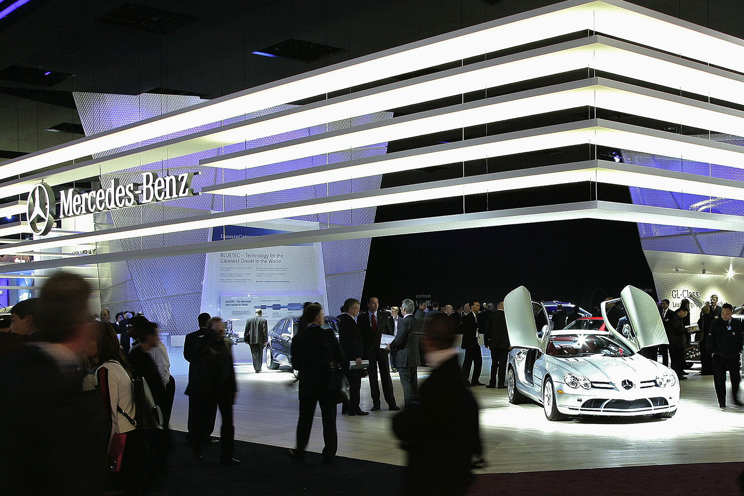 トリプルコラボで誕生したメルセデス・ベンツSLRマクラーレンの伝説すぎる中身【21世紀スーパーカーFILE #021】 〜 画像1