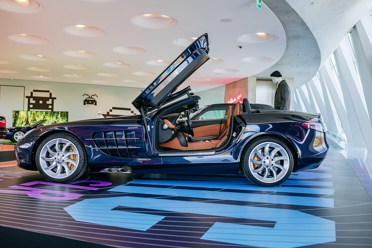 トリプルコラボで誕生したメルセデス・ベンツSLRマクラーレンの伝説すぎる中身【21世紀スーパーカーFILE #021】 〜 画像3