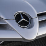 【画像】メルセデス・ベンツとAMGとマクラーレンが共同開発した衝撃作！　伝説の「メルセデス・ベンツSLRマクラーレン」がもつ圧倒的パフォーマンス【21世紀スーパーカーFILE #021】 〜 画像18