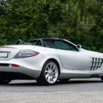 【画像】メルセデス・ベンツとAMGとマクラーレンが共同開発した衝撃作！　伝説の「メルセデス・ベンツSLRマクラーレン」がもつ圧倒的パフォーマンス【21世紀スーパーカーFILE #021】 〜 画像34