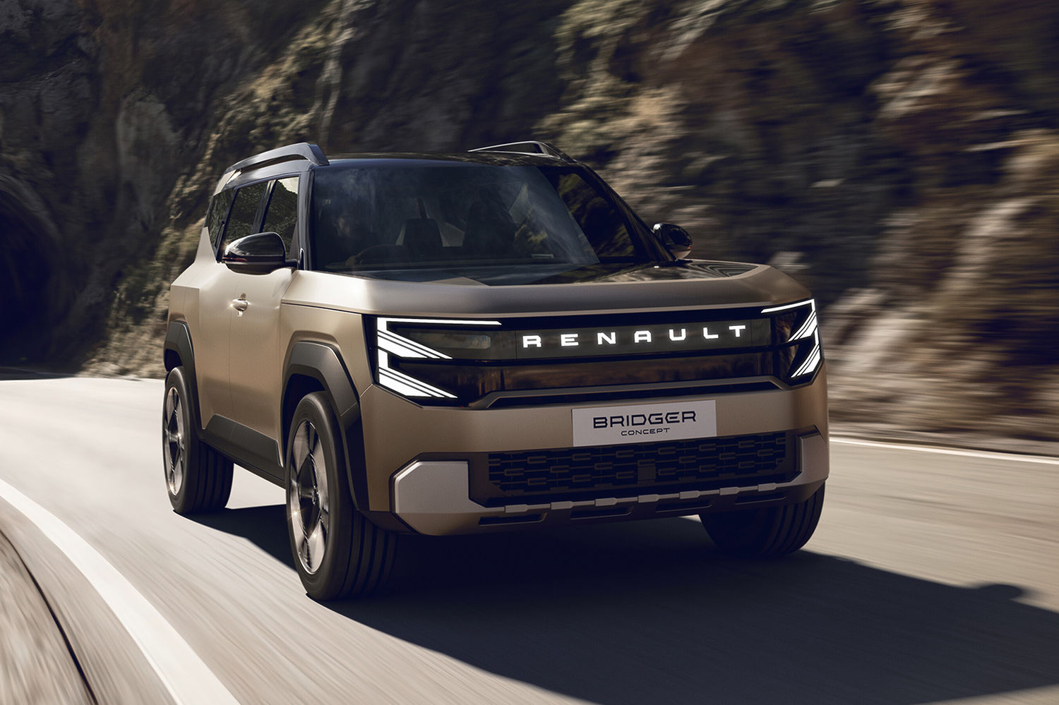 ルノー・ブリッジャー・コンセプトと日産ラシーンは似てるのか 〜 画像14