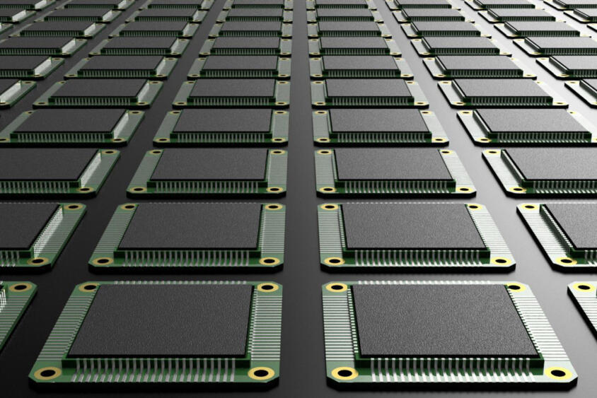 近年ずっとユーザーを悩ませる新車の納期遅延！　背景にある半導体不足はナゼ解消されないのか？