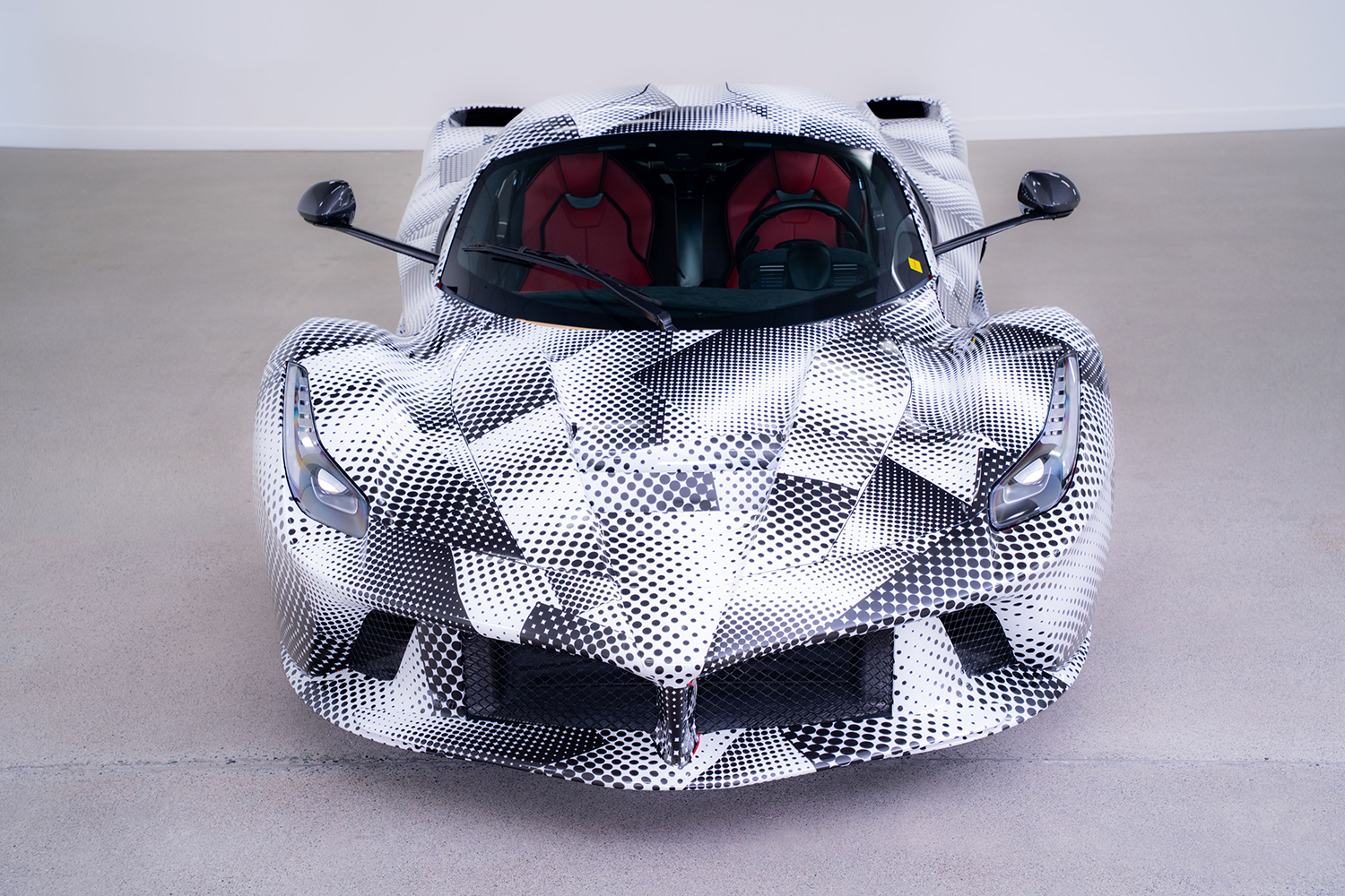 公道を走ることはできないラ・フェラーリのプロトタイプ「F150 P2」の価値は3億8000万円