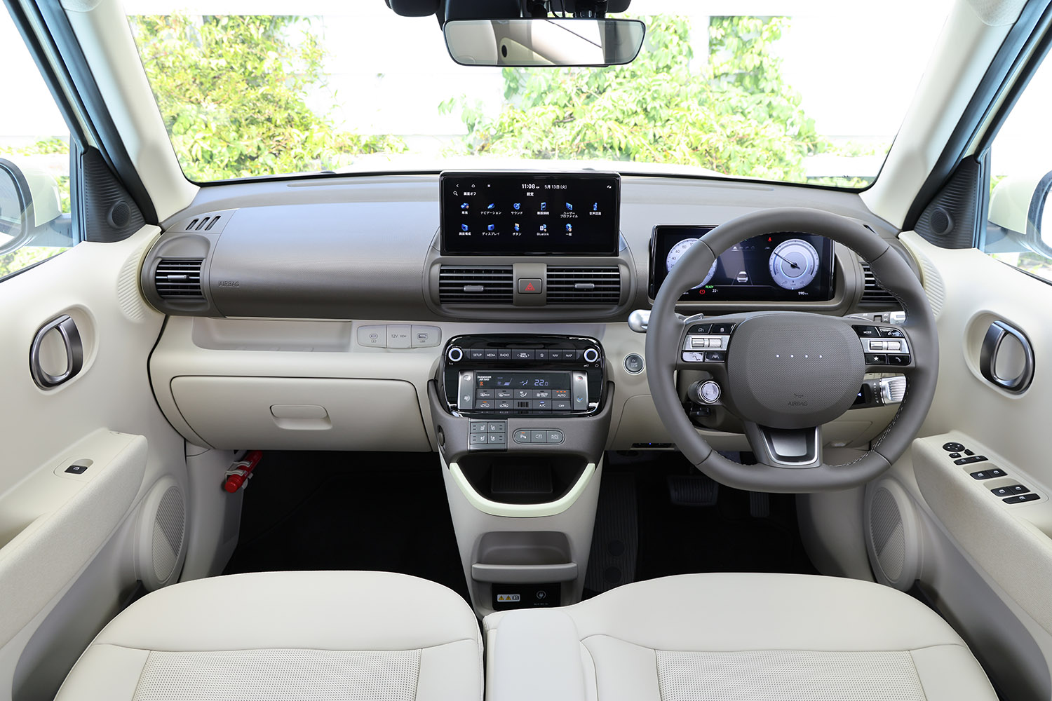 ヒョンデ・インスターのインパネ