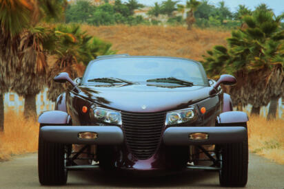 この見た目で市販車ってマジかよ！　「クライスラーやるな！」なプリマス・プロウラーに天晴れ!!