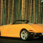 【画像】この見た目で市販車ってマジかよ！　「クライスラーやるな！」なプリマス・プロウラーに天晴れ!! 〜 画像4