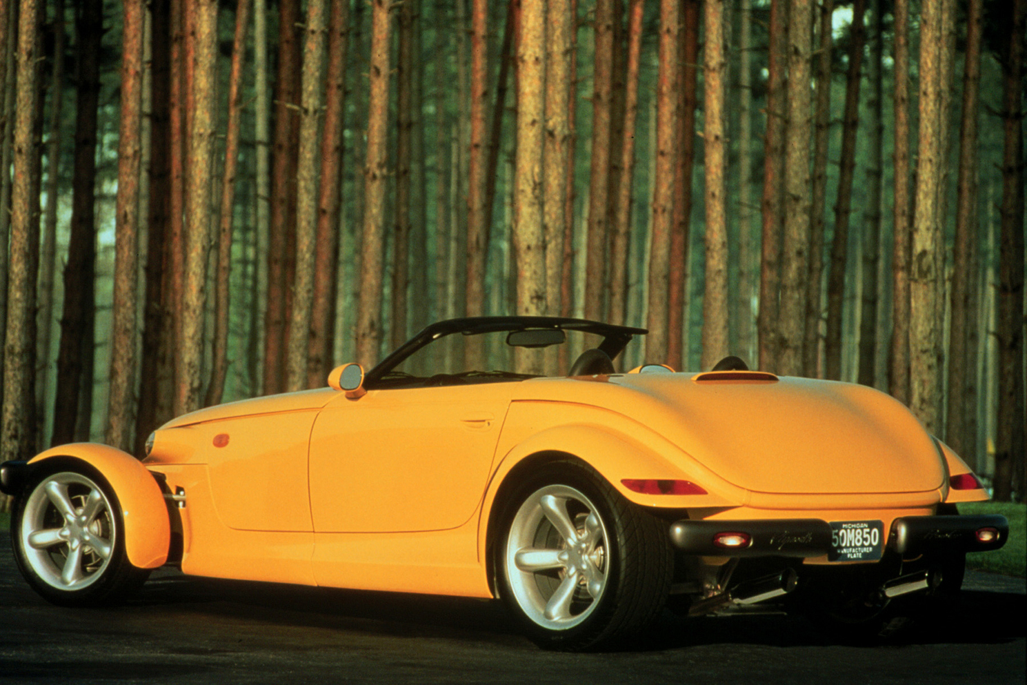 プリマス・プロウラーのリヤスタイリング