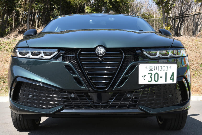 【試乗】パワーもトルクも変更ないのにマイチェンで確実に速くなった！　アルファロメオ・トナーレの切れ味鋭いハンドリングに心酔