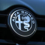 【画像】【試乗】パワーもトルクも変更ないのにマイチェンで確実に速くなった！　アルファロメオ・トナーレの切れ味鋭いハンドリングに心酔 〜 画像28