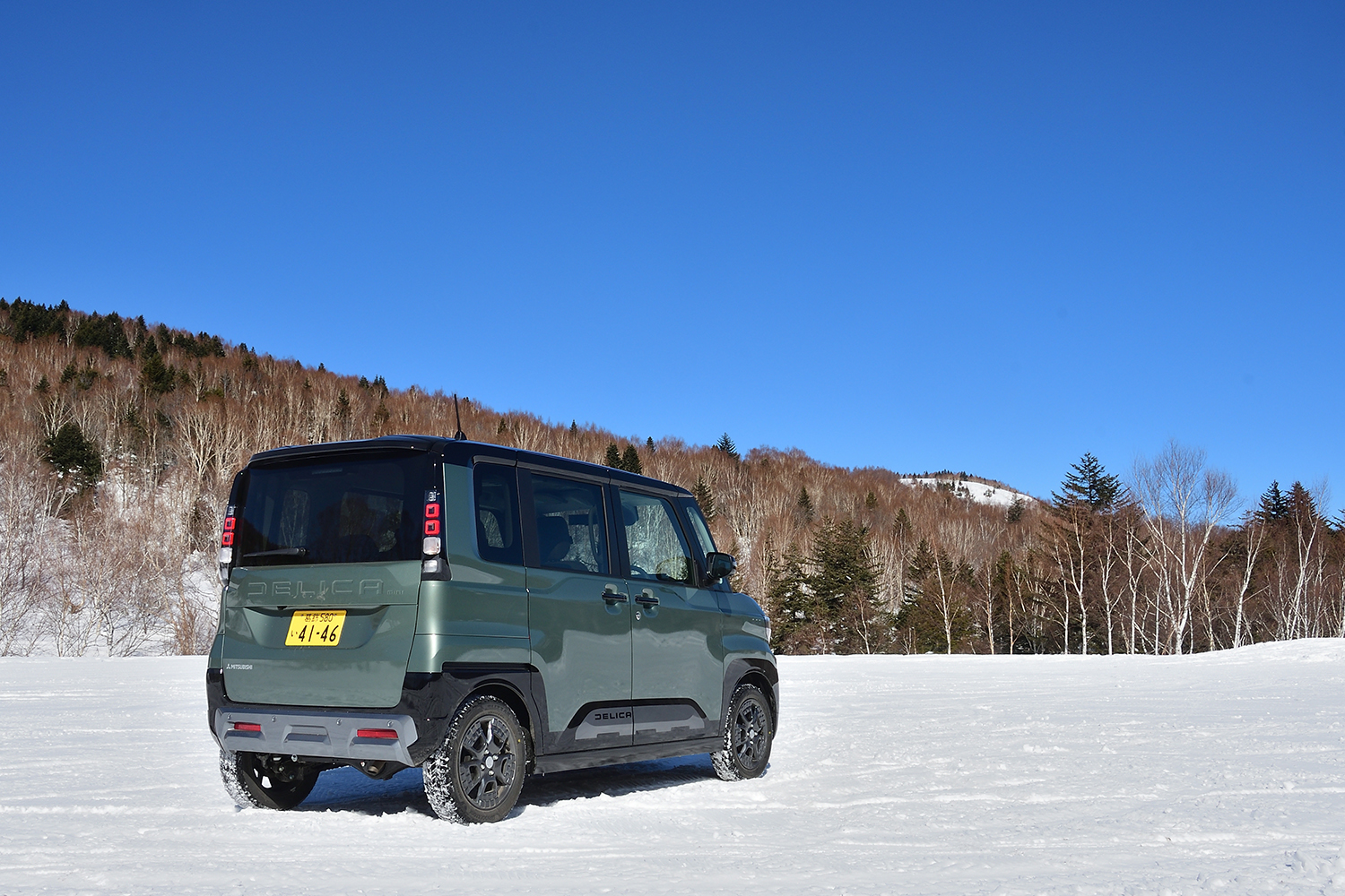 三菱デリカミニのリヤスタイリング