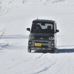 【画像】【試乗】軽のレベルじゃないくらいよく走る！　三菱デリカミニを雪道で試した結果が軽自動車最強すぎた 〜 画像41