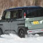 【画像】【試乗】軽のレベルじゃないくらいよく走る！　三菱デリカミニを雪道で試した結果が軽自動車最強すぎた 〜 画像50