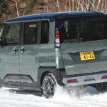 【画像】【試乗】軽のレベルじゃないくらいよく走る！　三菱デリカミニを雪道で試した結果が軽自動車最強すぎた 〜 画像54