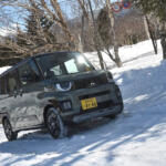 【画像】【試乗】軽のレベルじゃないくらいよく走る！　三菱デリカミニを雪道で試した結果が軽自動車最強すぎた 〜 画像56