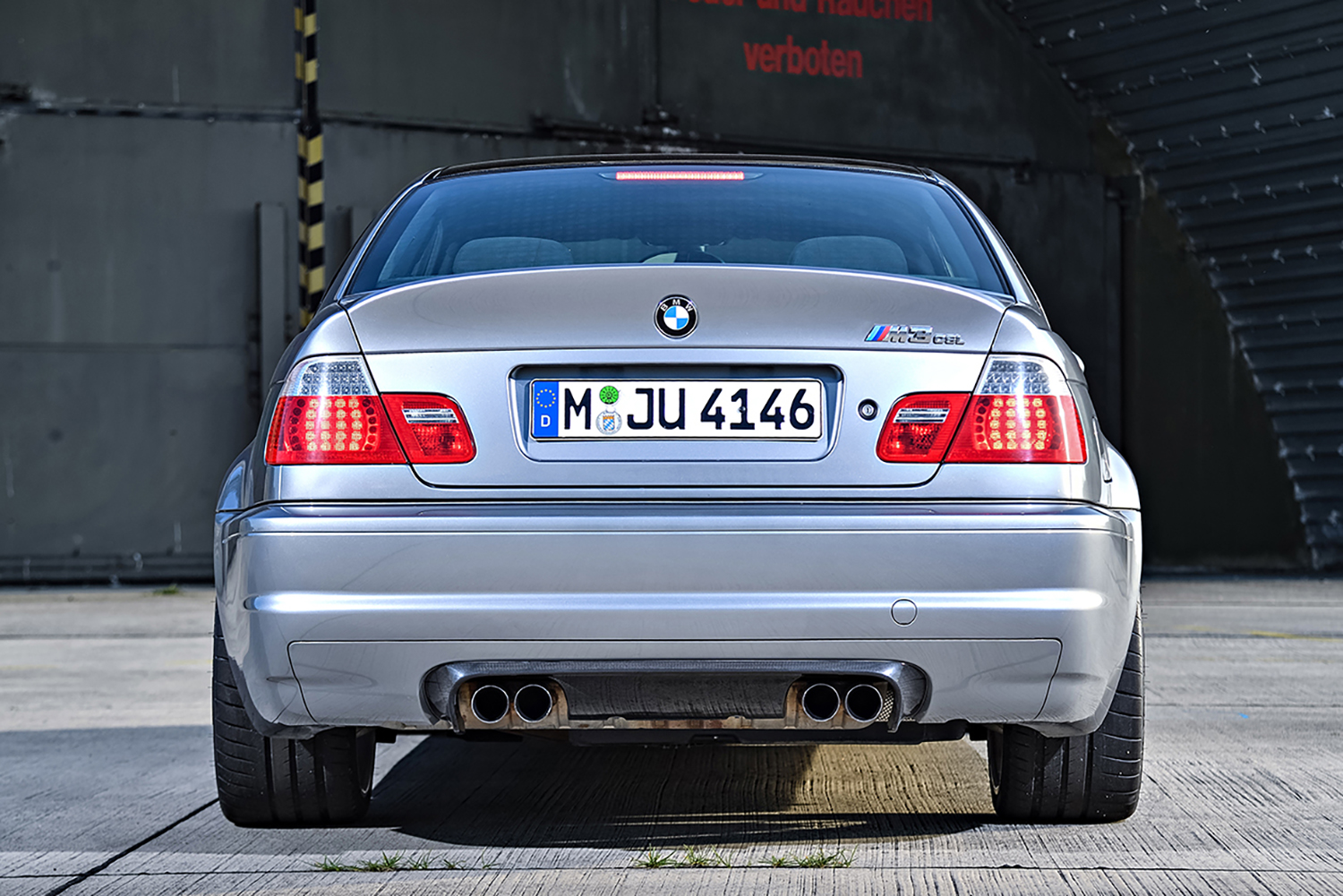 E46型M3 CSLは徹底した軽量化でまるで別モノ【21世紀スーパーカーFILE #022】 〜 画像13