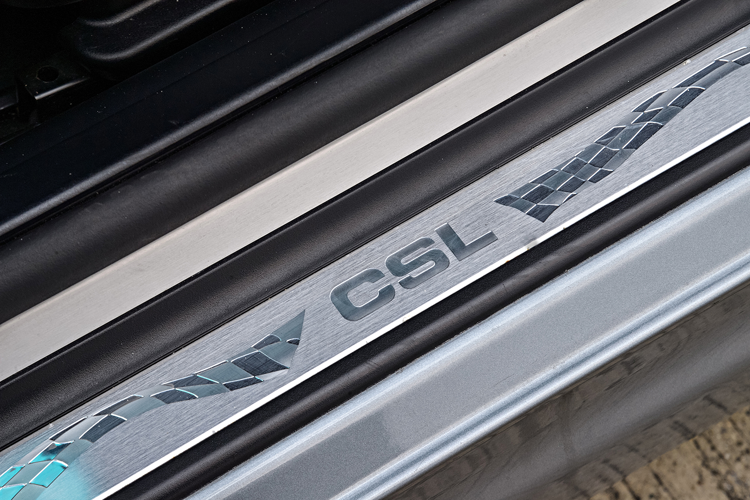 E46型M3 CSLは徹底した軽量化でまるで別モノ【21世紀スーパーカーFILE #022】 〜 画像21