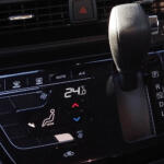 燃費が悪くなるっていうから冬はクルマのエアコンは「A/C」オフにしてますが……じつはイマドキのクルマは常時「ON」が正解だった