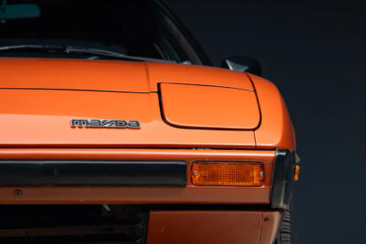 女性オーナーをナンパしてでも乗りたい欲が止められなかった!?　マツダ初代RX-7のもつ魔力